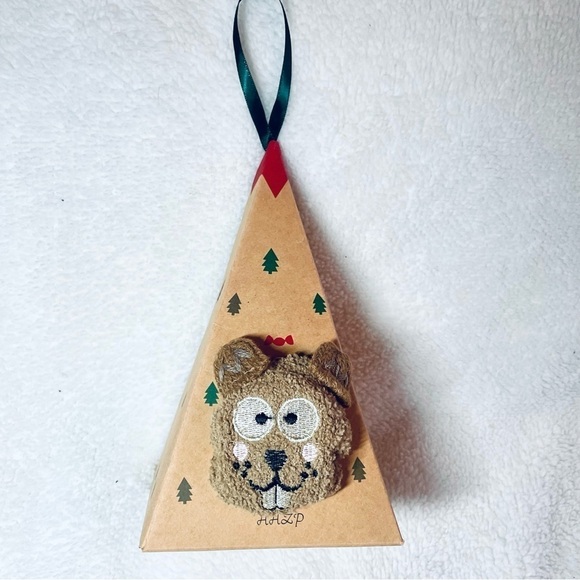 NWT LITTLE GIRL and BEAVER Gift Socks - 3D Fluffy Thick Warm Winter Socks M 5-10 - Picture 13 of 15